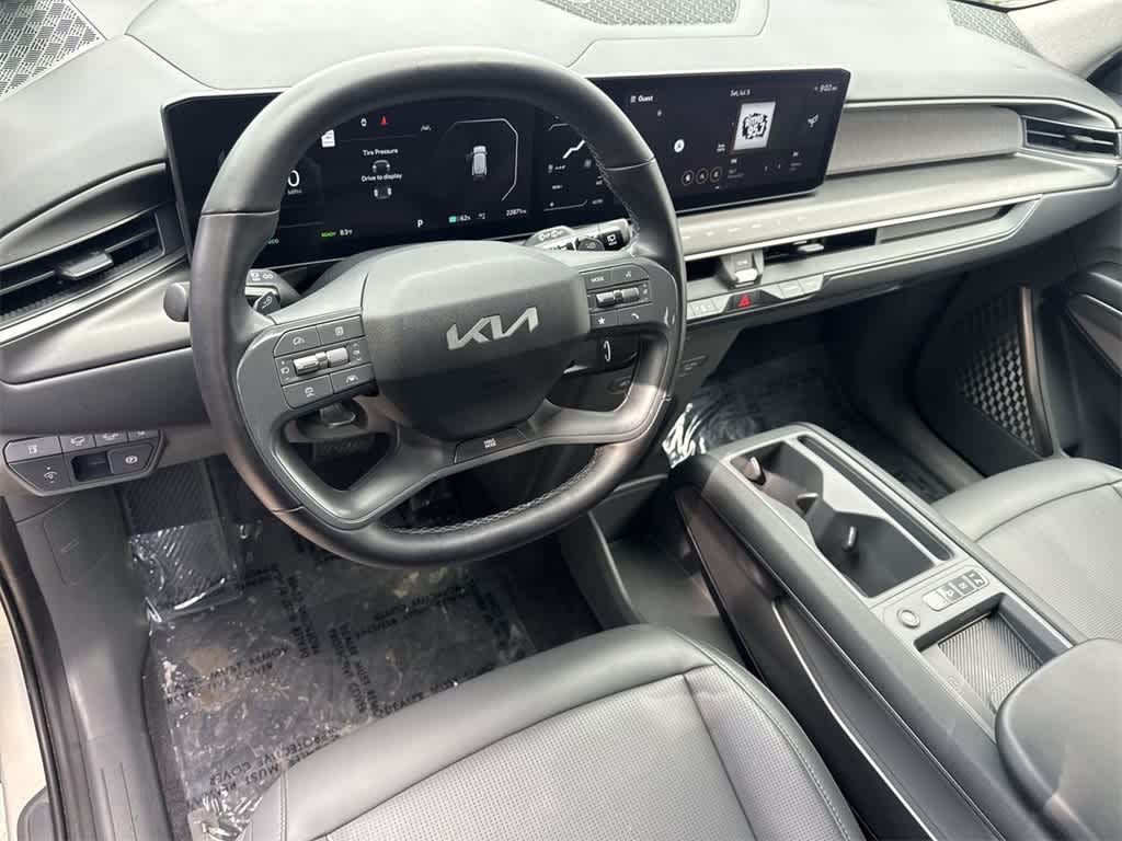 Thumbnail: 2024 Kia EV9 - 13