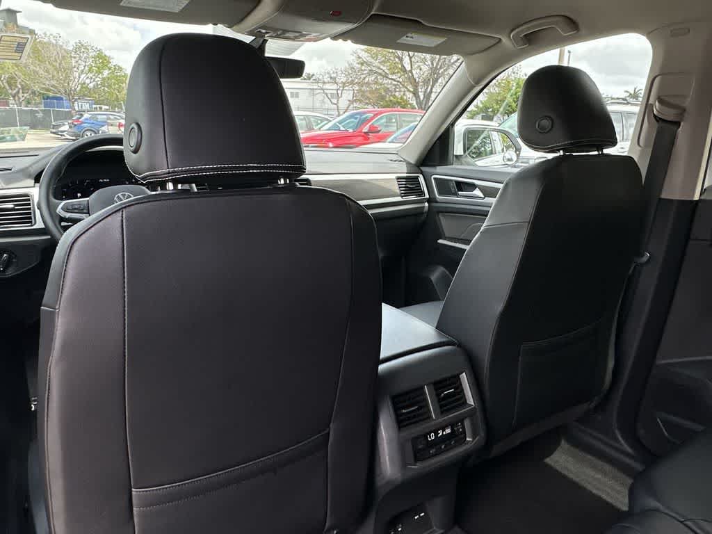 Thumbnail: 2023 Volkswagen Atlas - 23