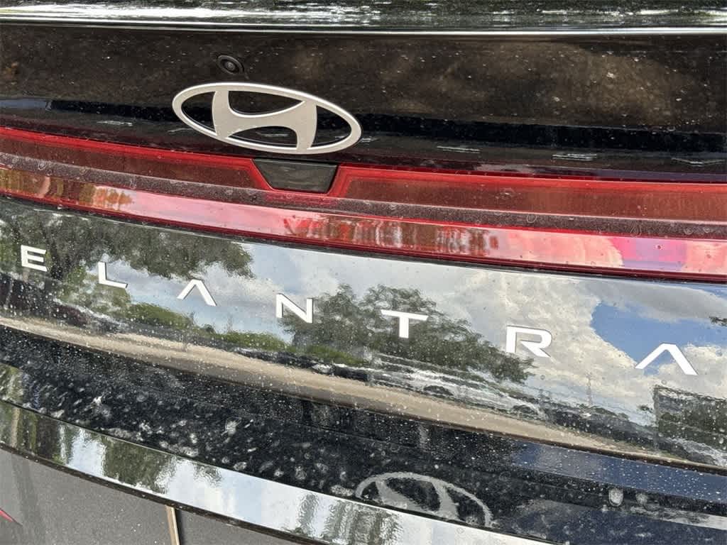 Thumbnail: 2025 Hyundai Elantra - 10