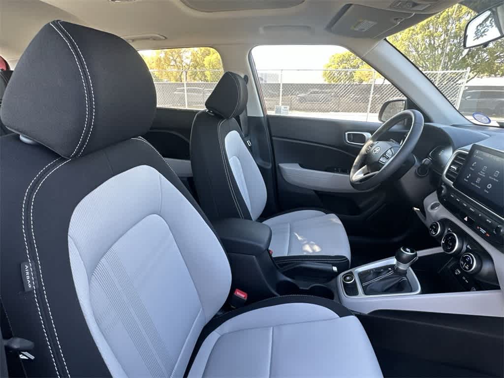 Thumbnail: 2025 Hyundai Venue - 27