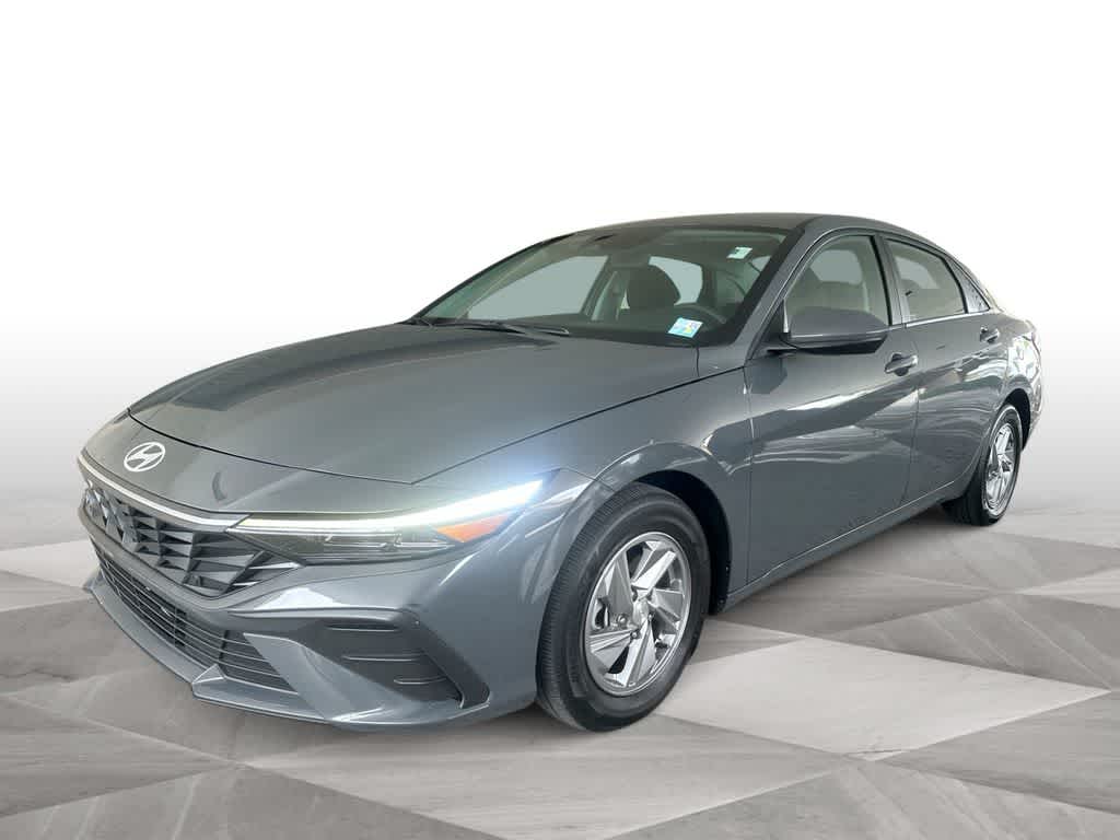 2025 Hyundai Elantra SE -
                  Doral, FL
