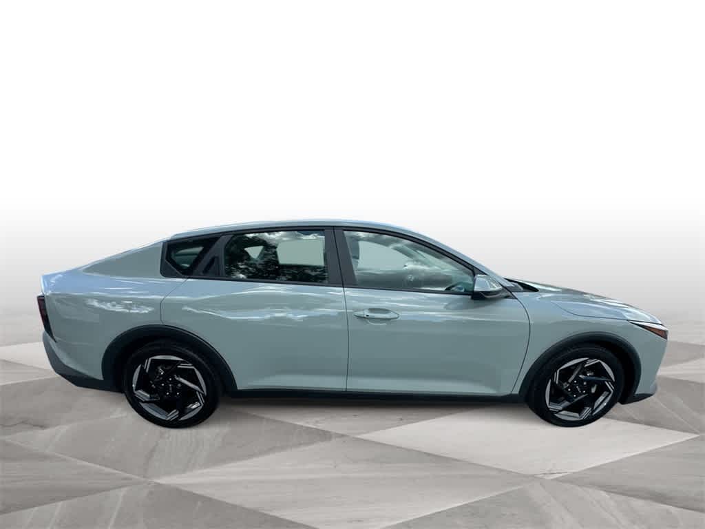 Thumbnail: 2025 Kia K4 - 9