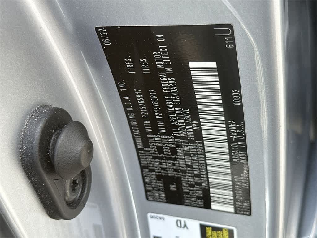 Thumbnail: 2022 Toyota Corolla Cross - 29