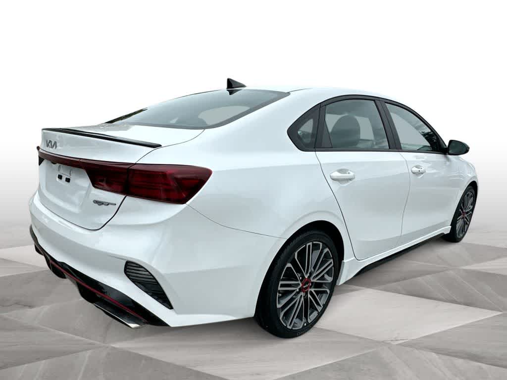Thumbnail: 2024 Kia Forte - 8