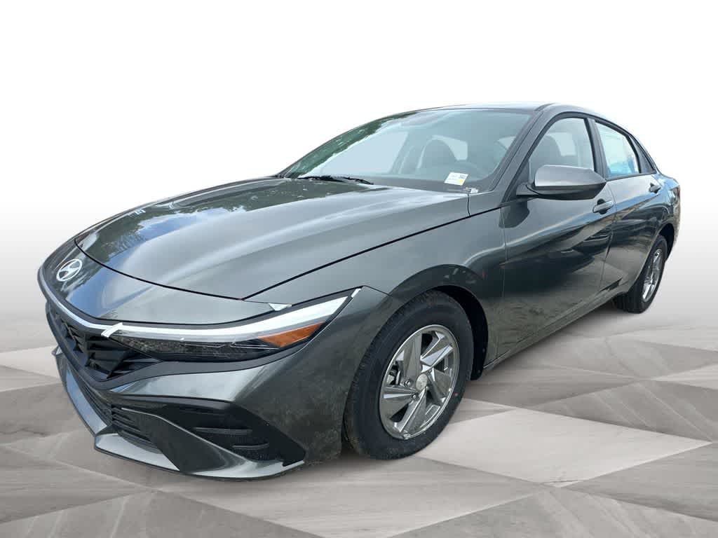 Thumbnail: 2026 Hyundai Elantra - 4
