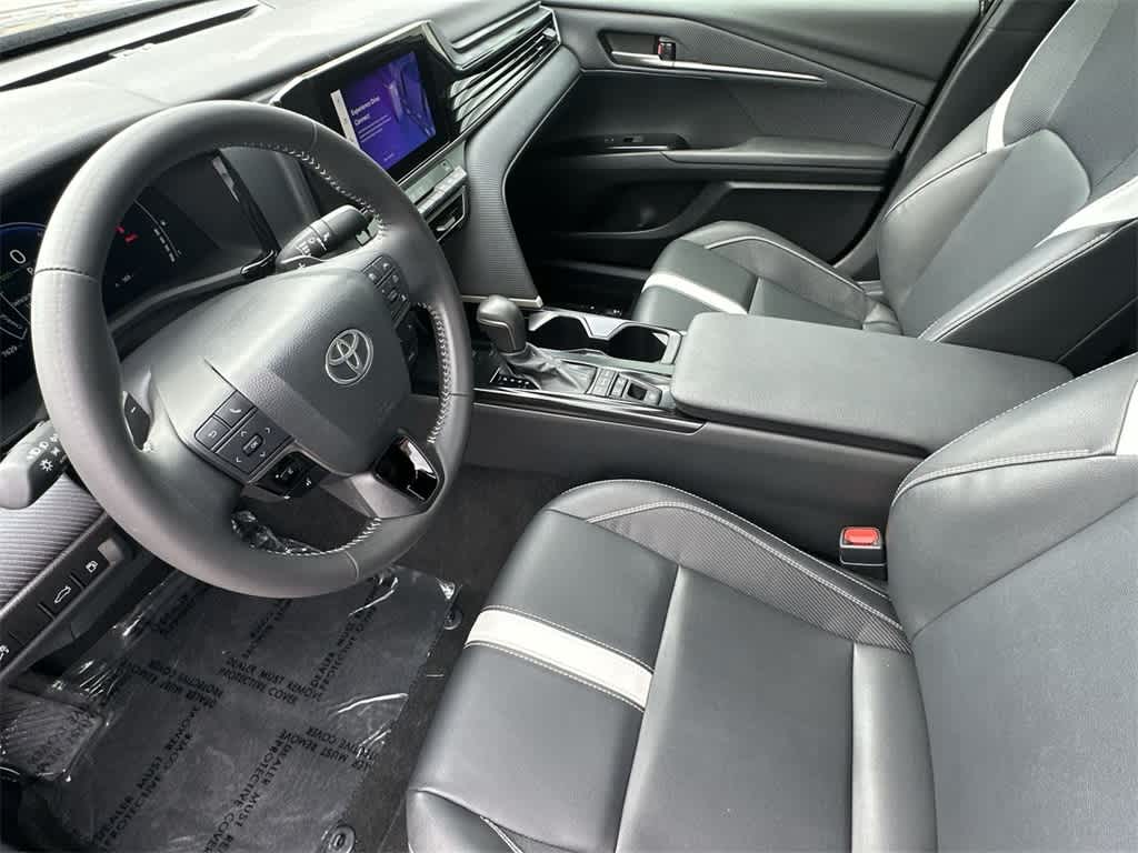 Thumbnail: 2025 Toyota Camry - 13