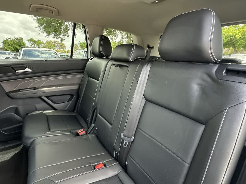 Thumbnail: 2023 Volkswagen Atlas - 22