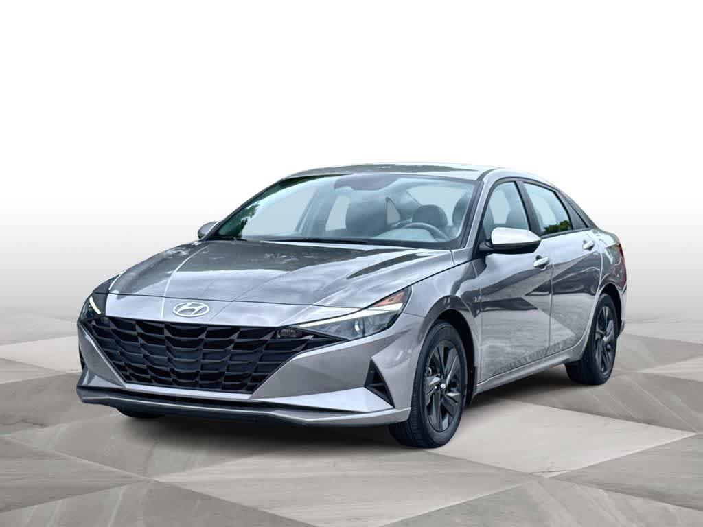 Thumbnail: 2023 Hyundai Elantra - 4