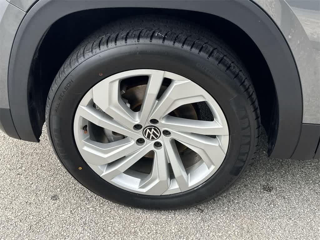 2022 Volkswagen Atlas SE 11