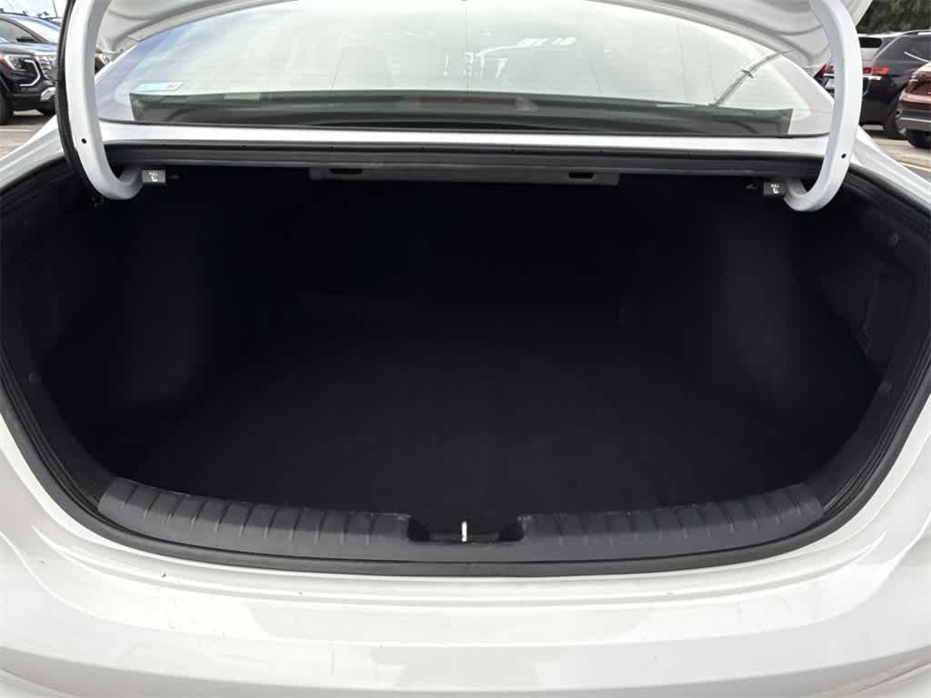 Thumbnail: 2024 Kia Forte - 25