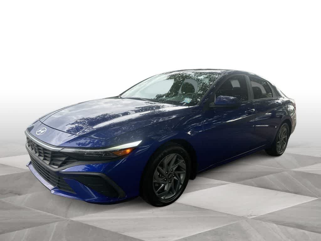 Thumbnail: 2024 Hyundai Elantra - 1