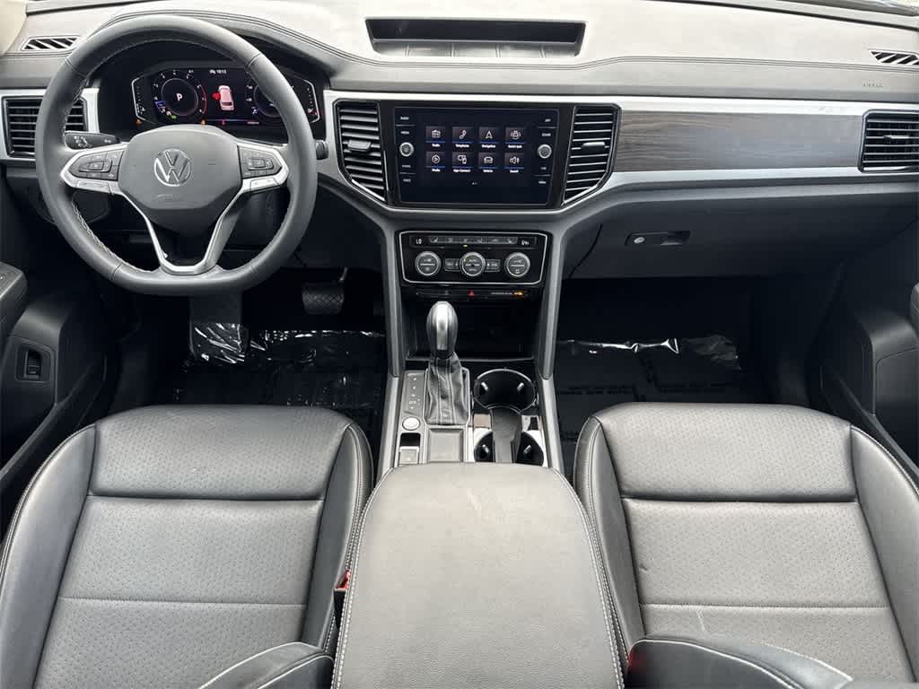 2022 Volkswagen Atlas SE 24