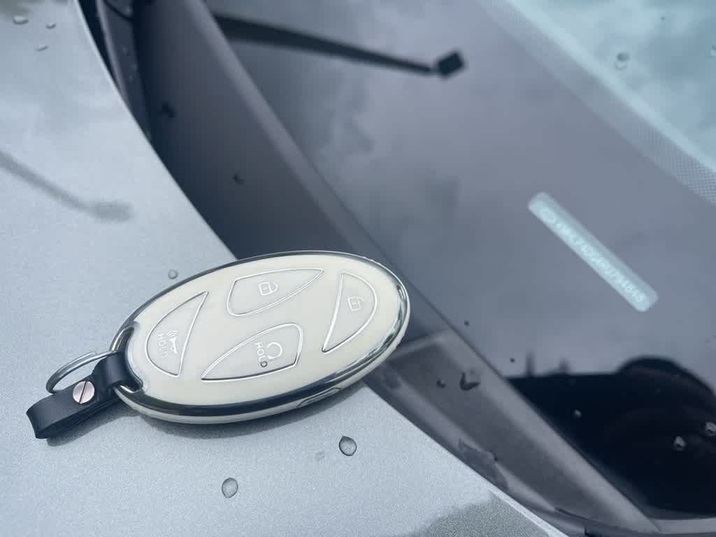 Thumbnail: 2024 Hyundai Elantra - 8