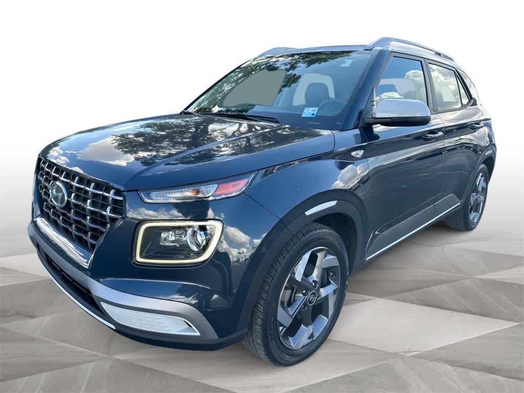Used 2023 Hyundai Venue Limited SUV