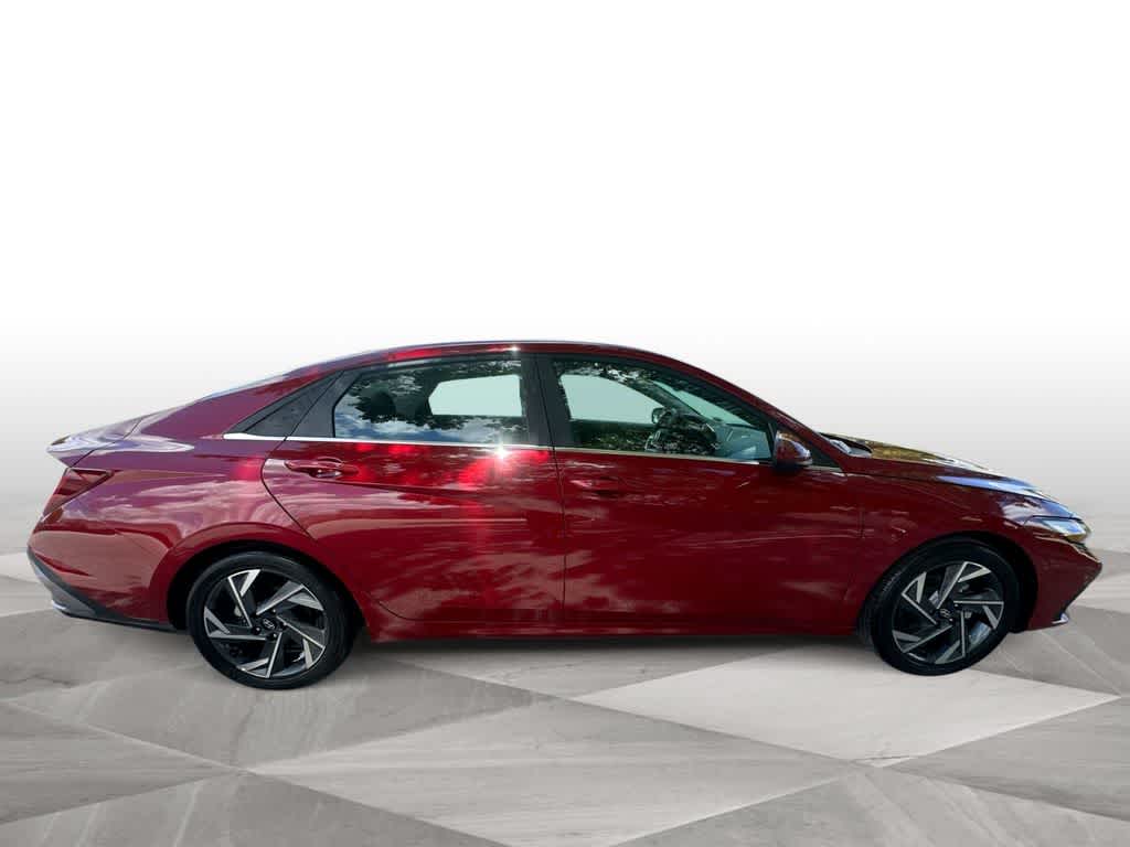 Thumbnail: 2024 Hyundai Elantra - 9