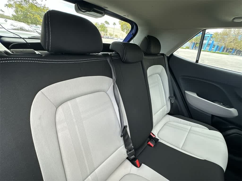 Thumbnail: 2023 Hyundai Venue - 26