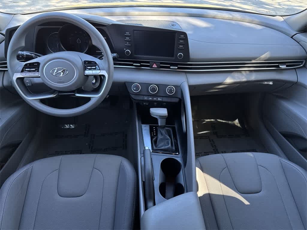 Thumbnail: 2023 Hyundai Elantra - 24