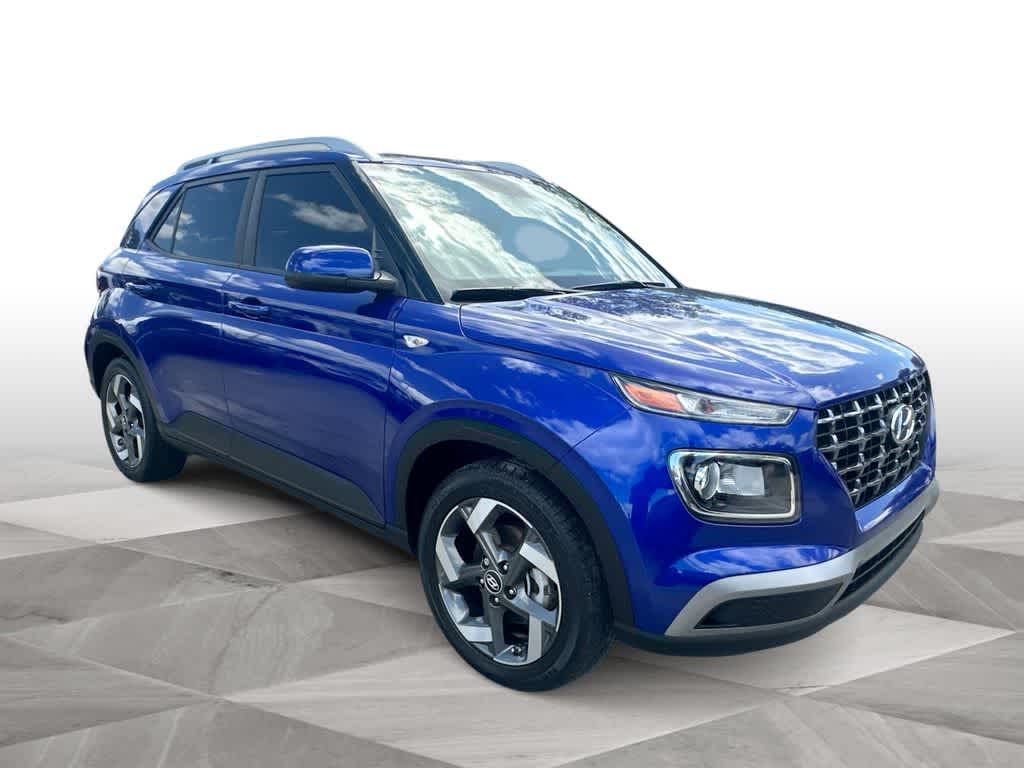 Thumbnail: 2023 Hyundai Venue - 2