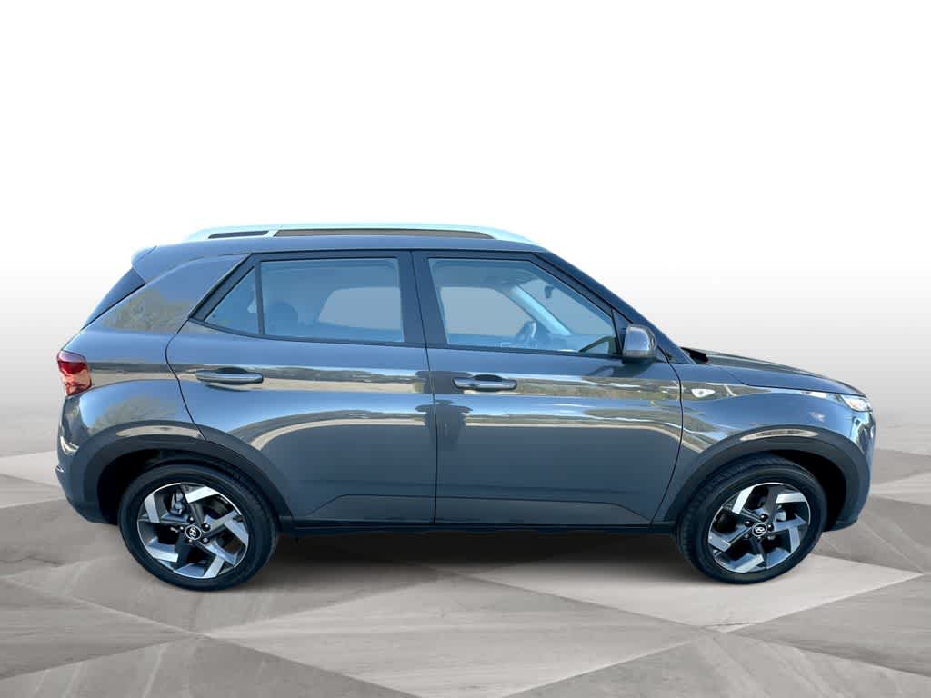 Thumbnail: 2025 Hyundai Venue - 9