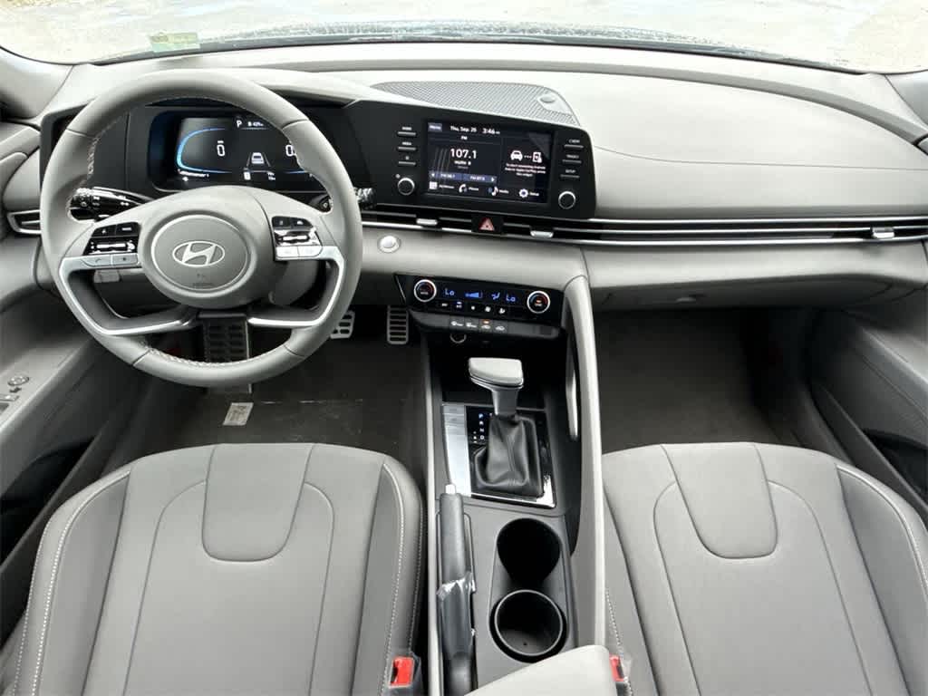 Thumbnail: 2025 Hyundai Elantra - 24