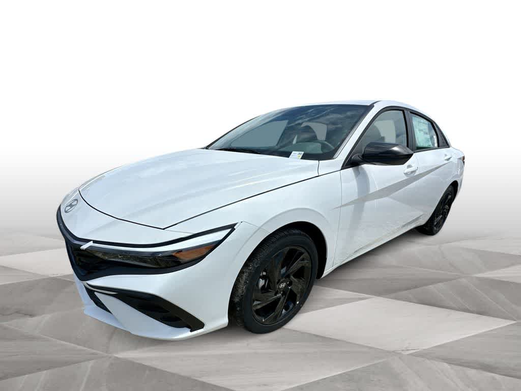 Thumbnail: 2026 Hyundai Elantra - 4