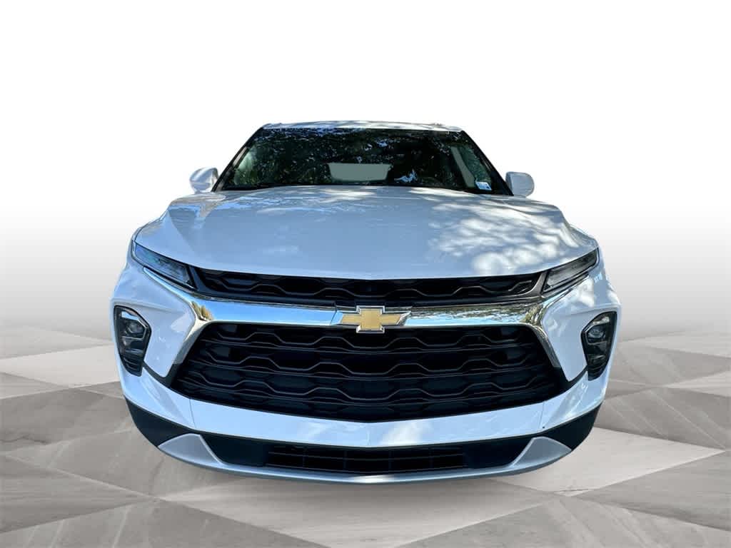 Thumbnail: 2024 Chevrolet Blazer - 3