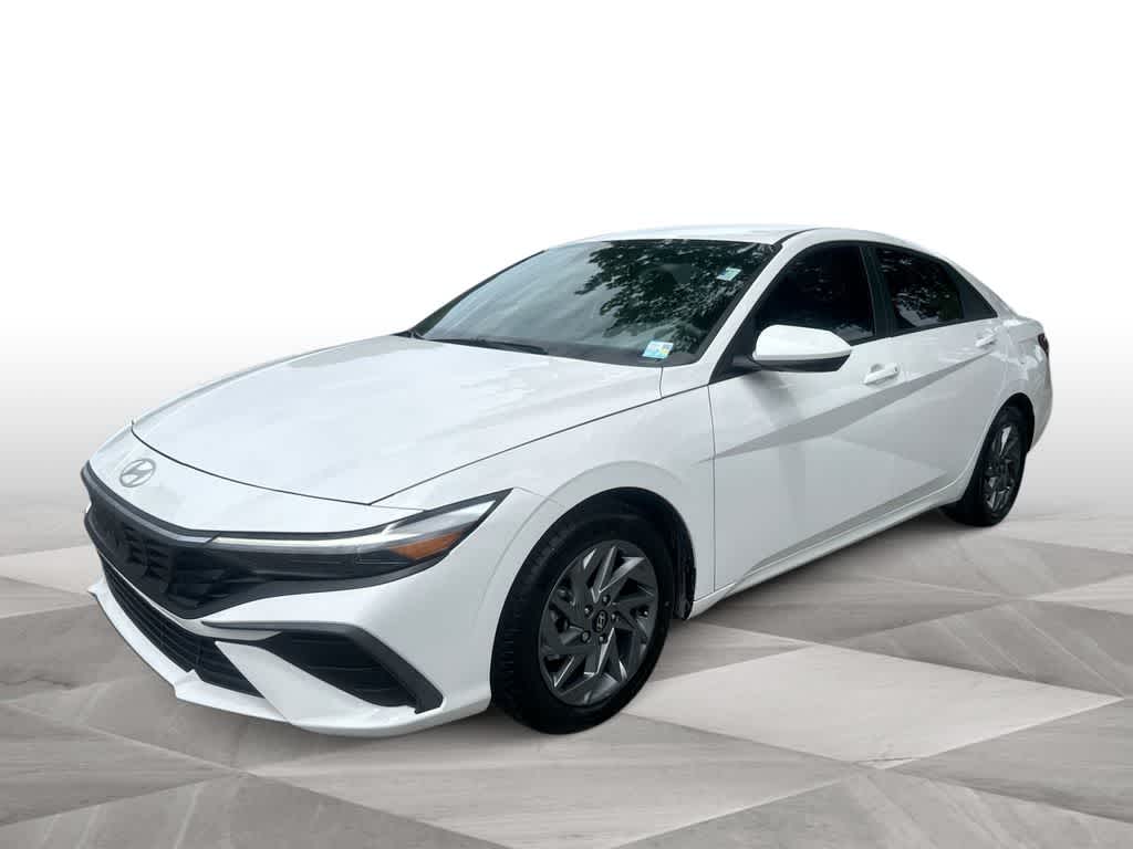Thumbnail: 2024 Hyundai Elantra - 1