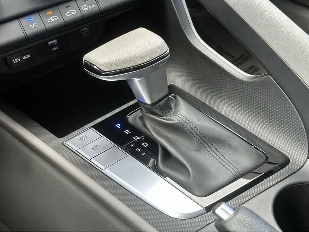 Thumbnail: 2024 Hyundai Elantra - 21