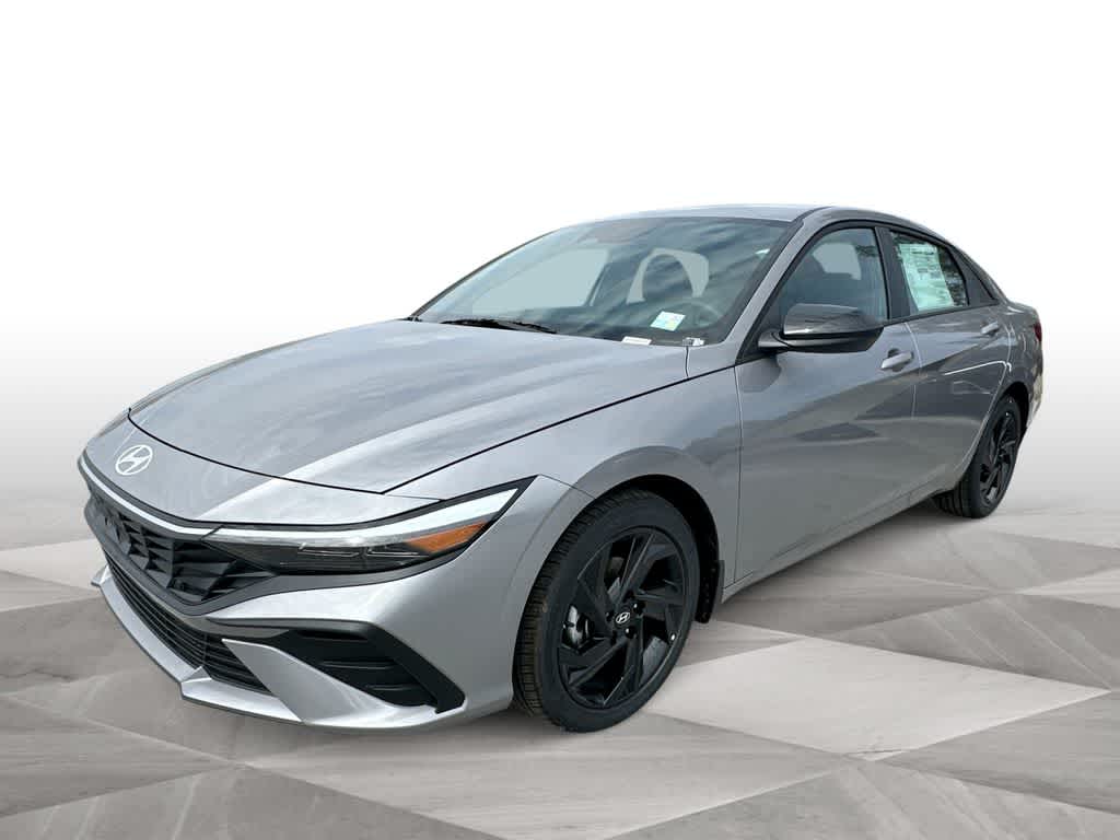 Thumbnail: 2026 Hyundai Elantra - 4