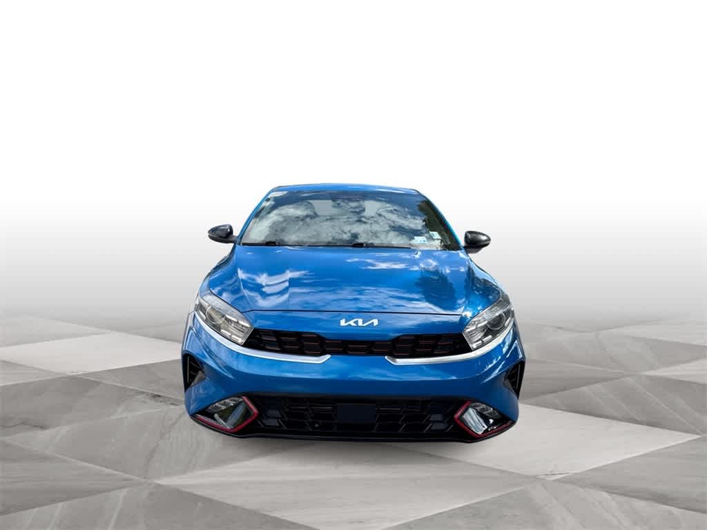 Thumbnail: 2022 Kia Forte - 3