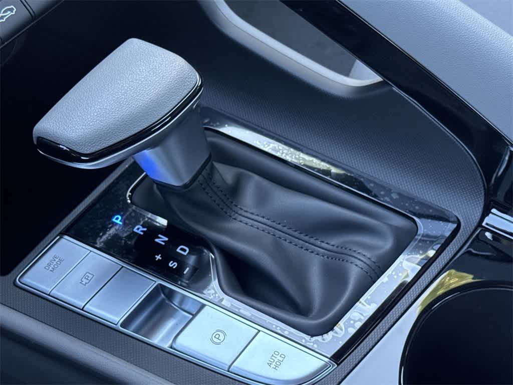 Thumbnail: 2025 Hyundai Elantra - 21