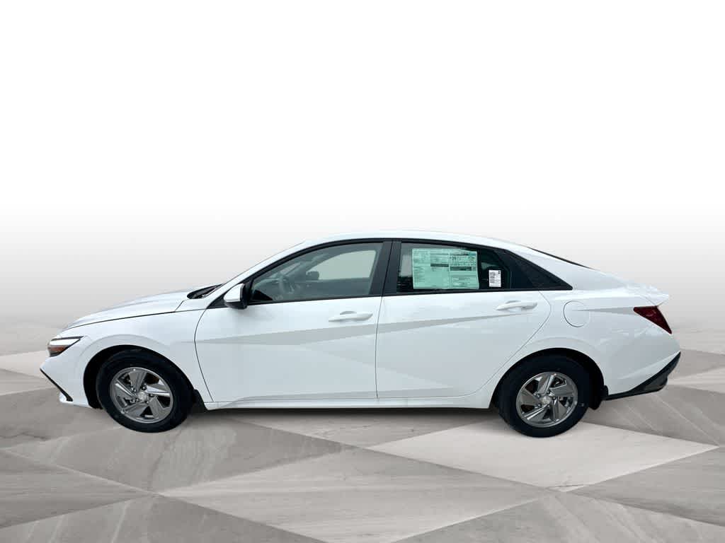 Thumbnail: 2026 Hyundai Elantra - 5