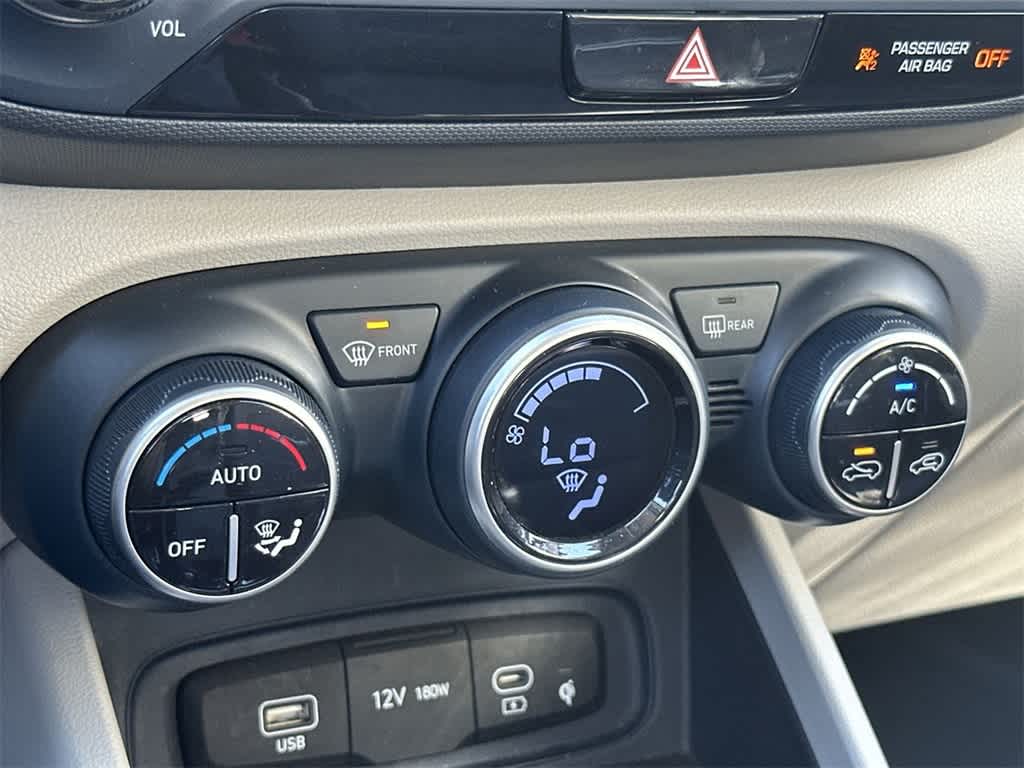 Thumbnail: 2023 Hyundai Venue - 19