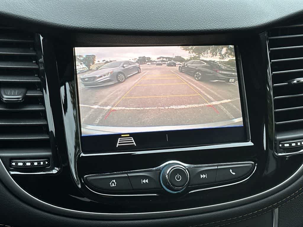 Thumbnail: 2022 Chevrolet Trax - 19