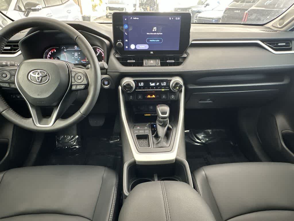 Thumbnail: 2025 Toyota RAV4 - 24
