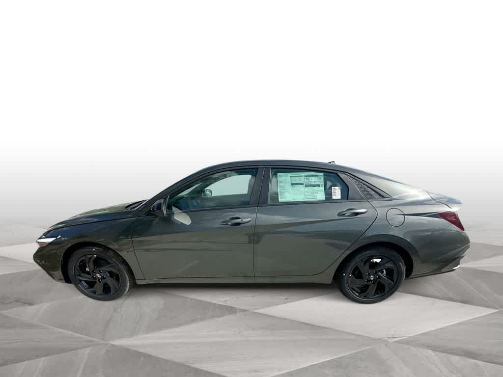 Thumbnail: 2026 Hyundai Elantra - 5
