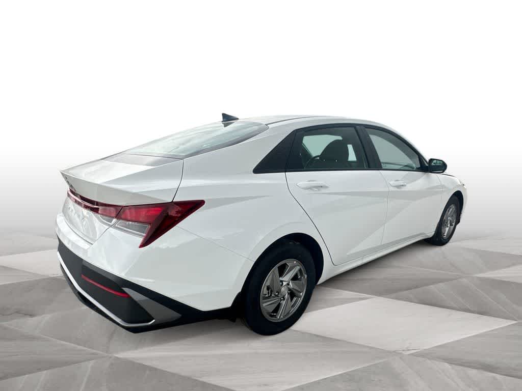 Thumbnail: 2026 Hyundai Elantra - 8