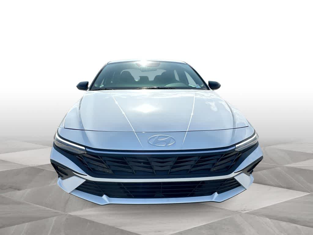 Thumbnail: 2026 Hyundai Elantra - 3