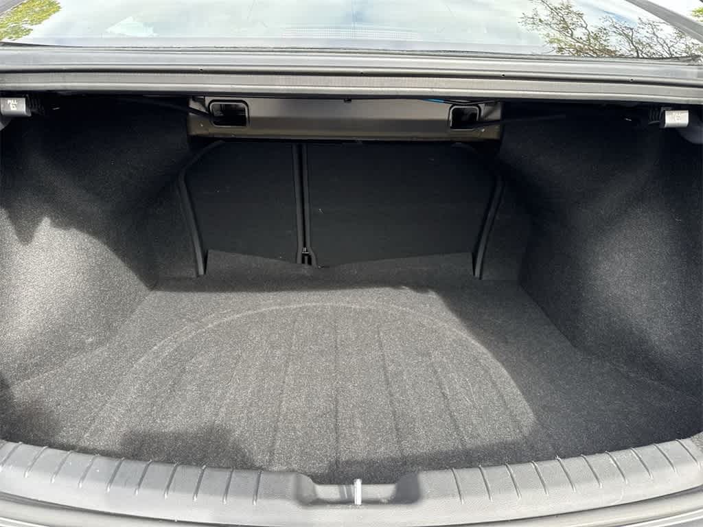 Thumbnail: 2018 Hyundai Elantra - 25