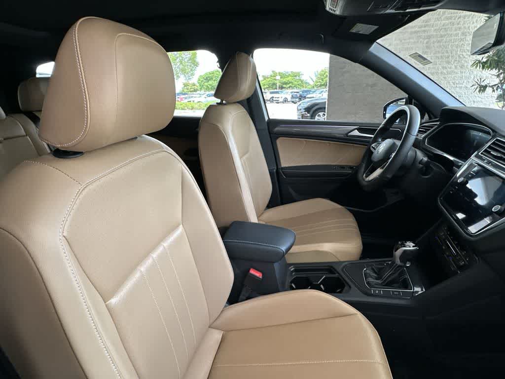 Thumbnail: 2024 Volkswagen Tiguan - 27