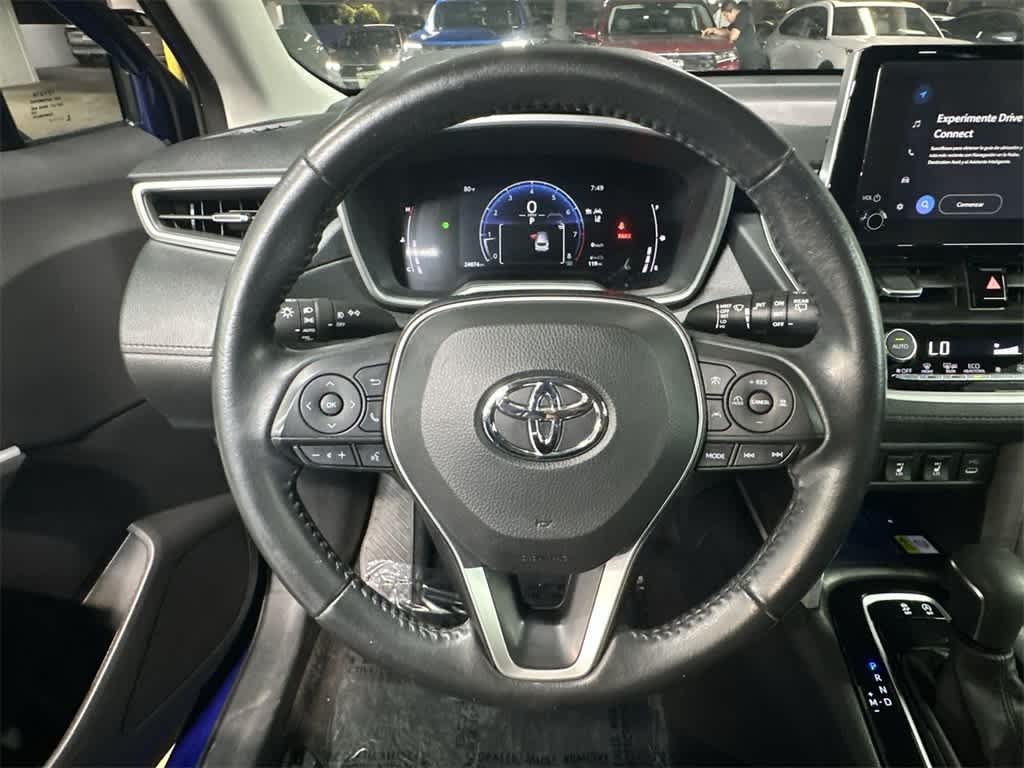 Thumbnail: 2023 Toyota Corolla Cross - 15