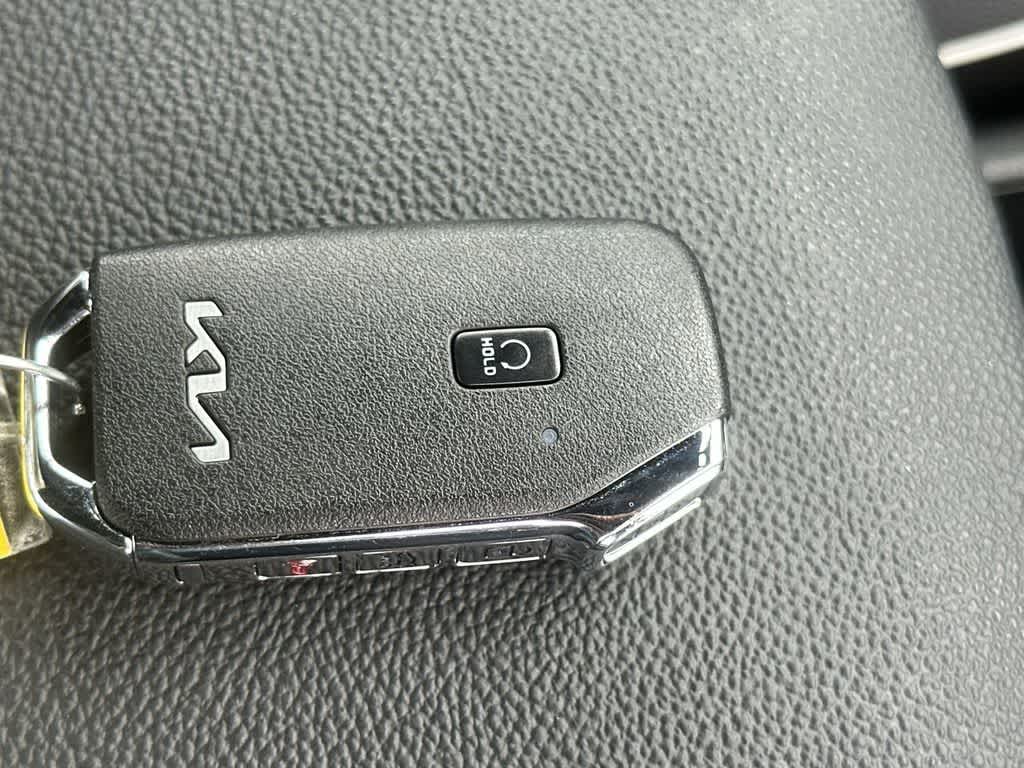 Thumbnail: 2023 Kia Forte - 28