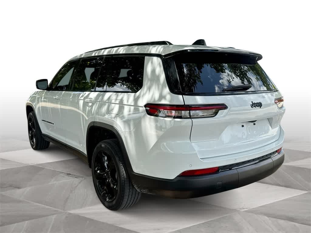 Thumbnail: 2023 Jeep Grand Cherokee L - 6