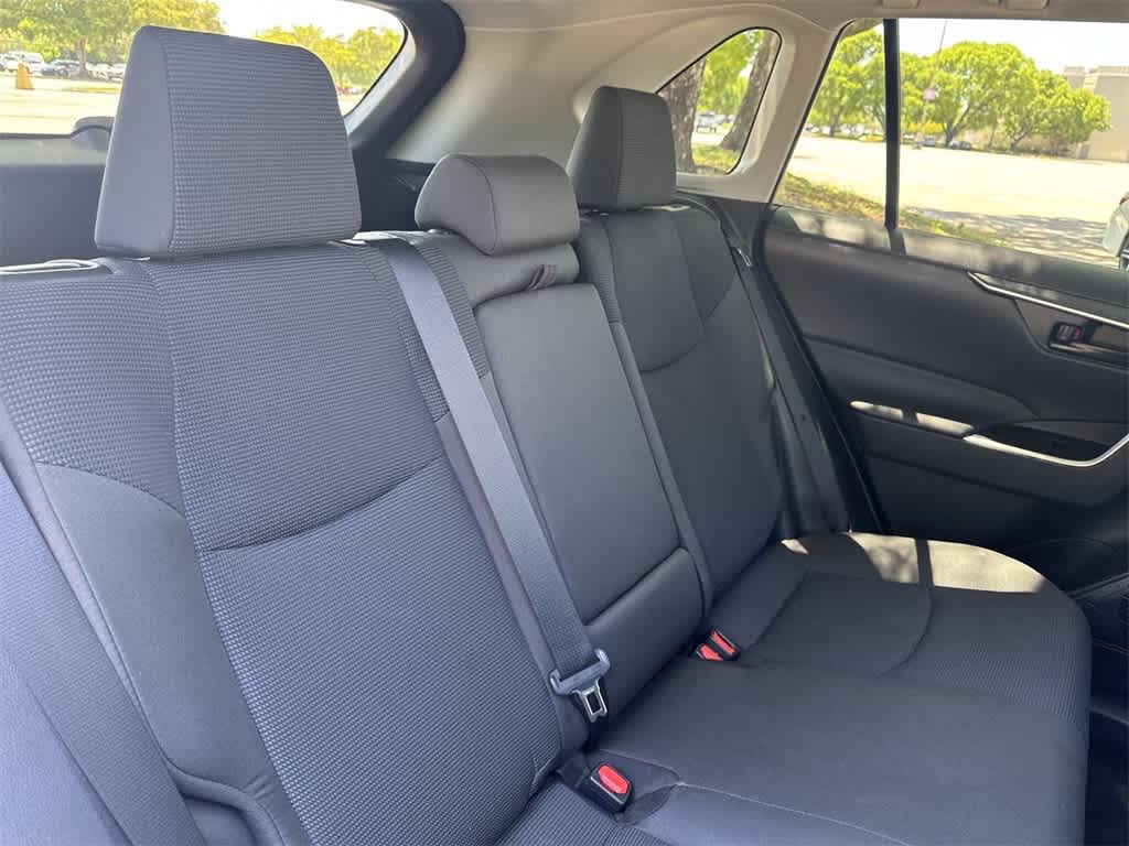 2024 Toyota RAV4 LE 26