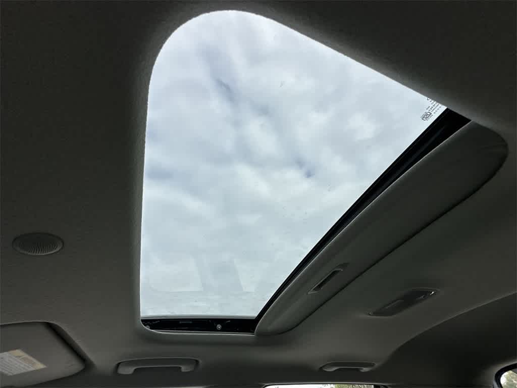 Thumbnail: 2025 Hyundai Venue - 17