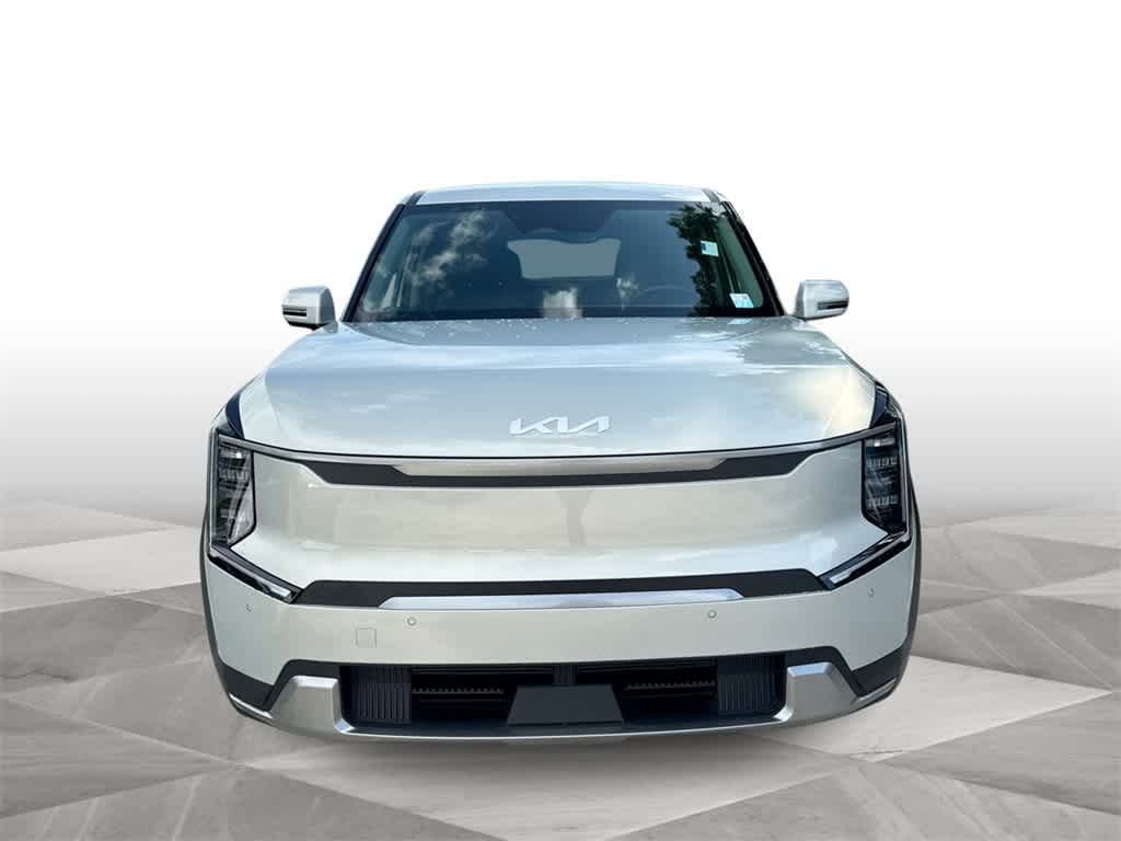 Thumbnail: 2024 Kia EV9 - 3