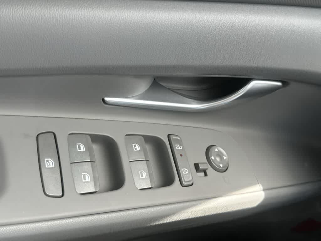 Thumbnail: 2026 Hyundai Elantra - 21