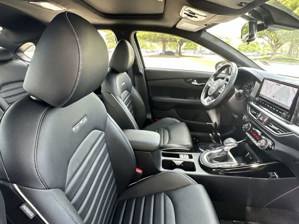 Thumbnail: 2024 Kia Forte - 14