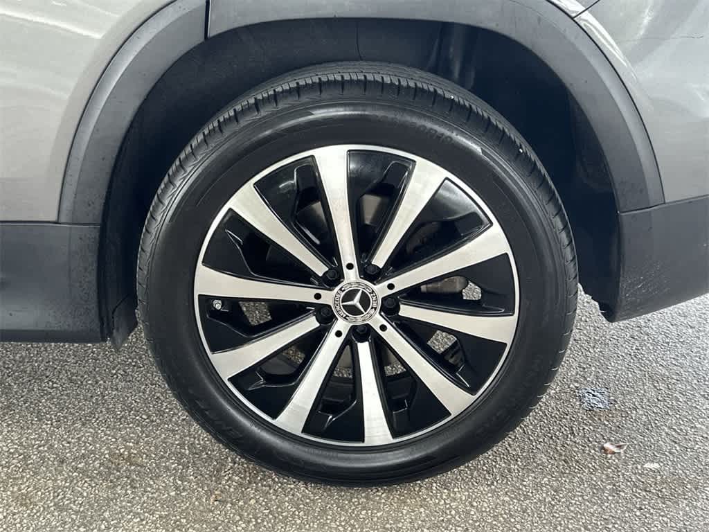 Thumbnail: 2022 Mercedes-Benz GLB - 11