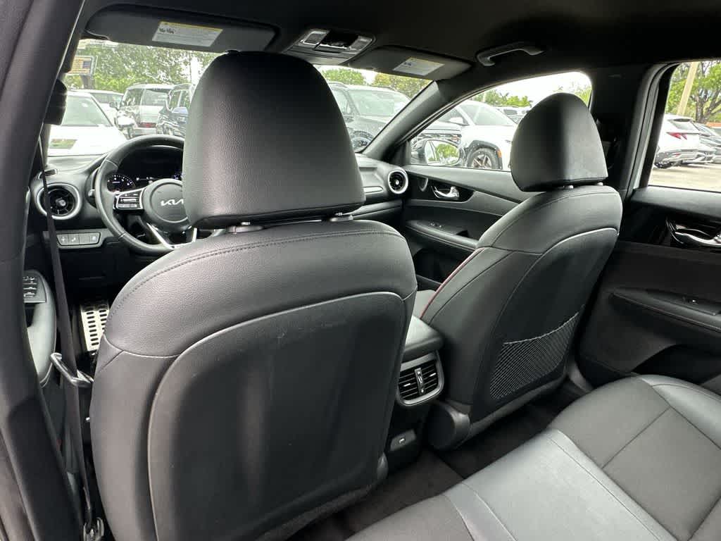 Thumbnail: 2024 Kia Forte - 23